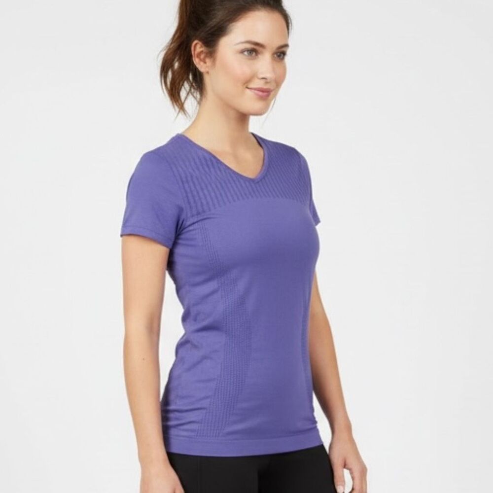 ATHLETA Trophy Tee Blue Medium Style #228946